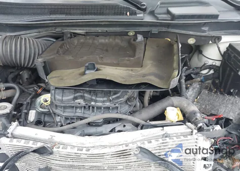 2014 Chrysler Town & Country Touring из США, поврежденный, VIN 2C4RC1BG5ER444549